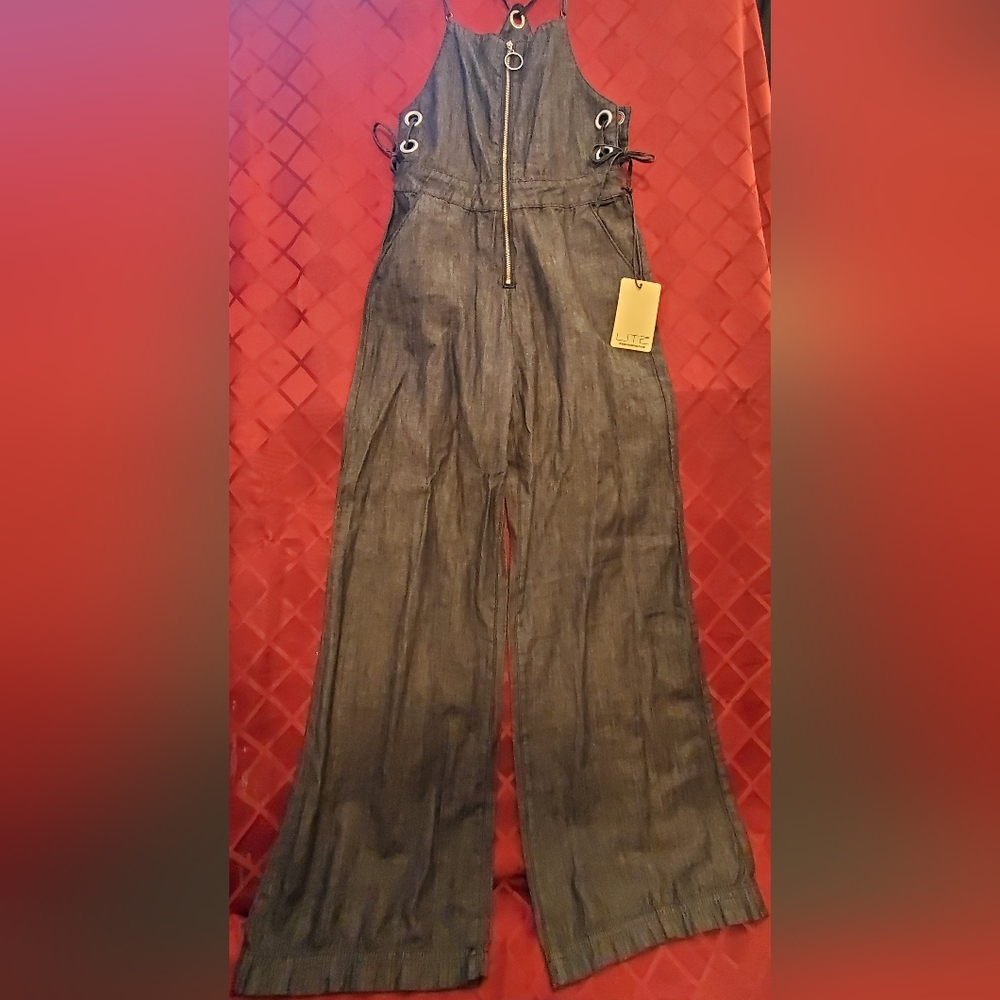 (NWT) Uniq by Litz premium denim overalls/ romper Size:S